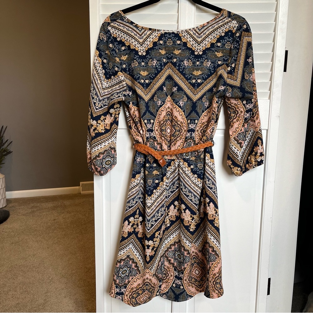 ¾ Sleeve Patterned Dress - Picture 8 of 11